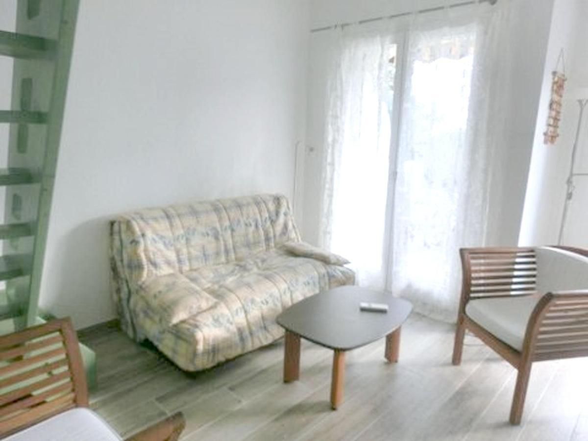 דירות Studio A Theoule Sur Mer A 400 M De La Plage Avec Vue Sur La Mer Terrasse Amenagee Et Wifi מראה חיצוני תמונה